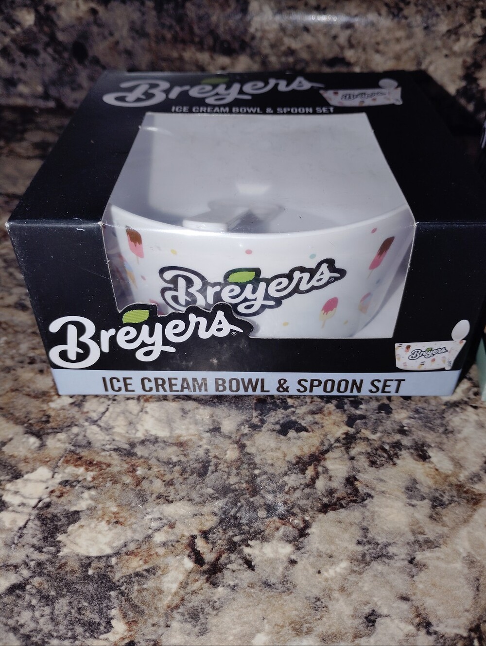 Breyer White Ice Cream Bowl & Spoon Set - Decorative Dessert Bowls. New Set 2 - Picture 4 of 7